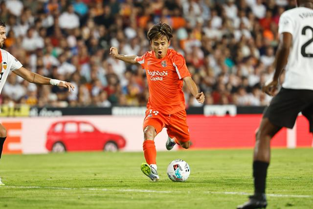 世体：皇社多名伤员未能复出，久保建英归队后仍缺席训练